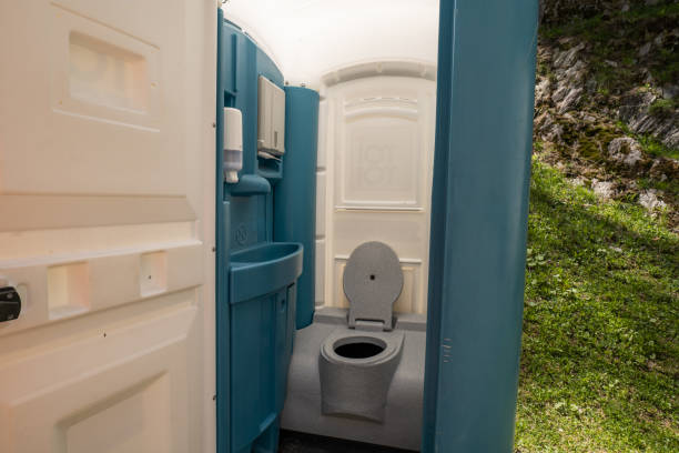 Portable Restroom Setup and Delivery in Woodcliff Lake, NJ